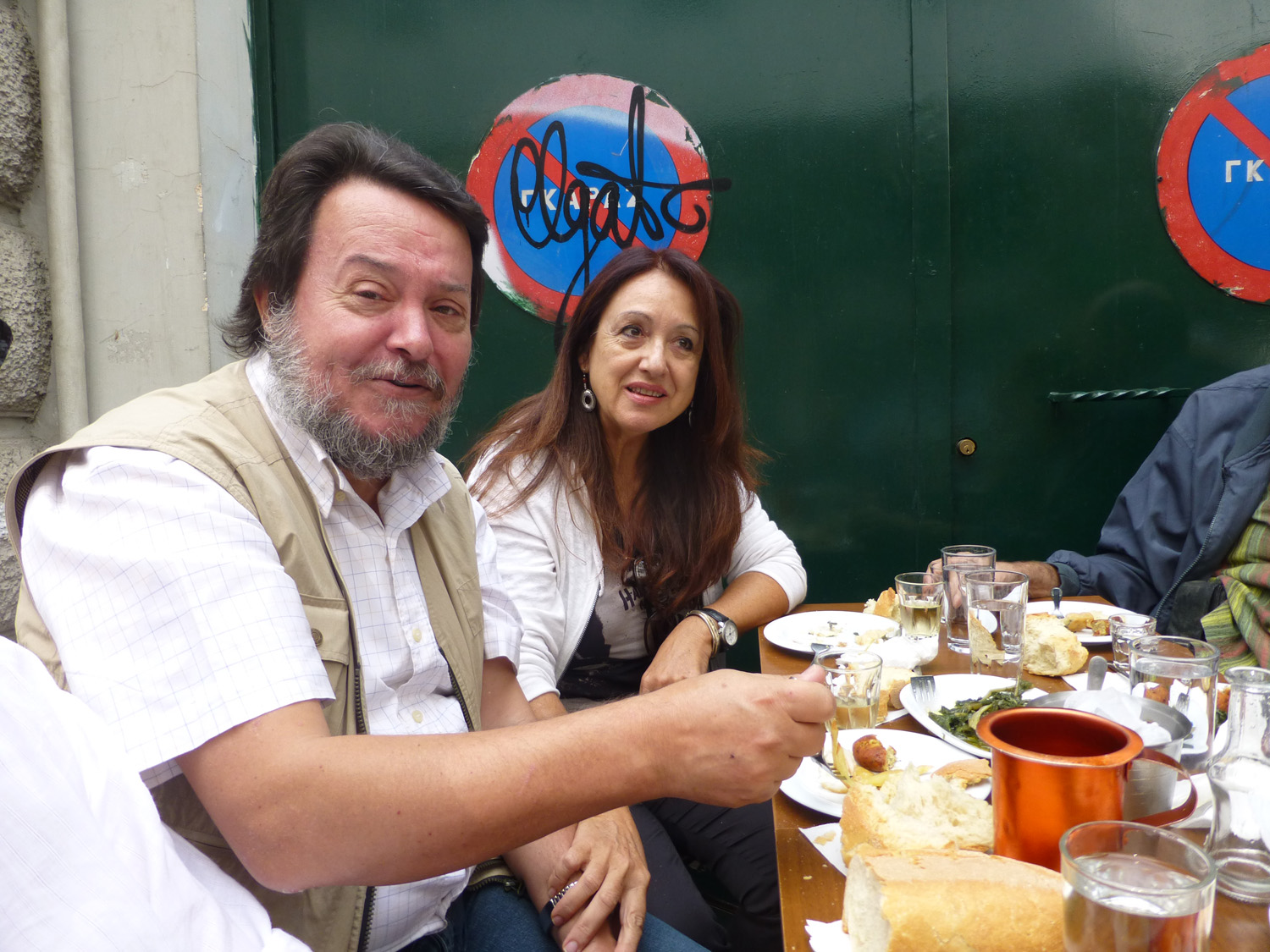 ArmaosStonKapetanMichaliMeFilous(04-10-2014)-01