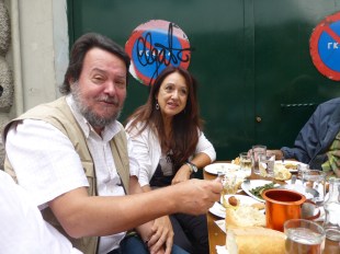 ArmaosStonKapetanMichaliMeFilous(04-10-2014)-01